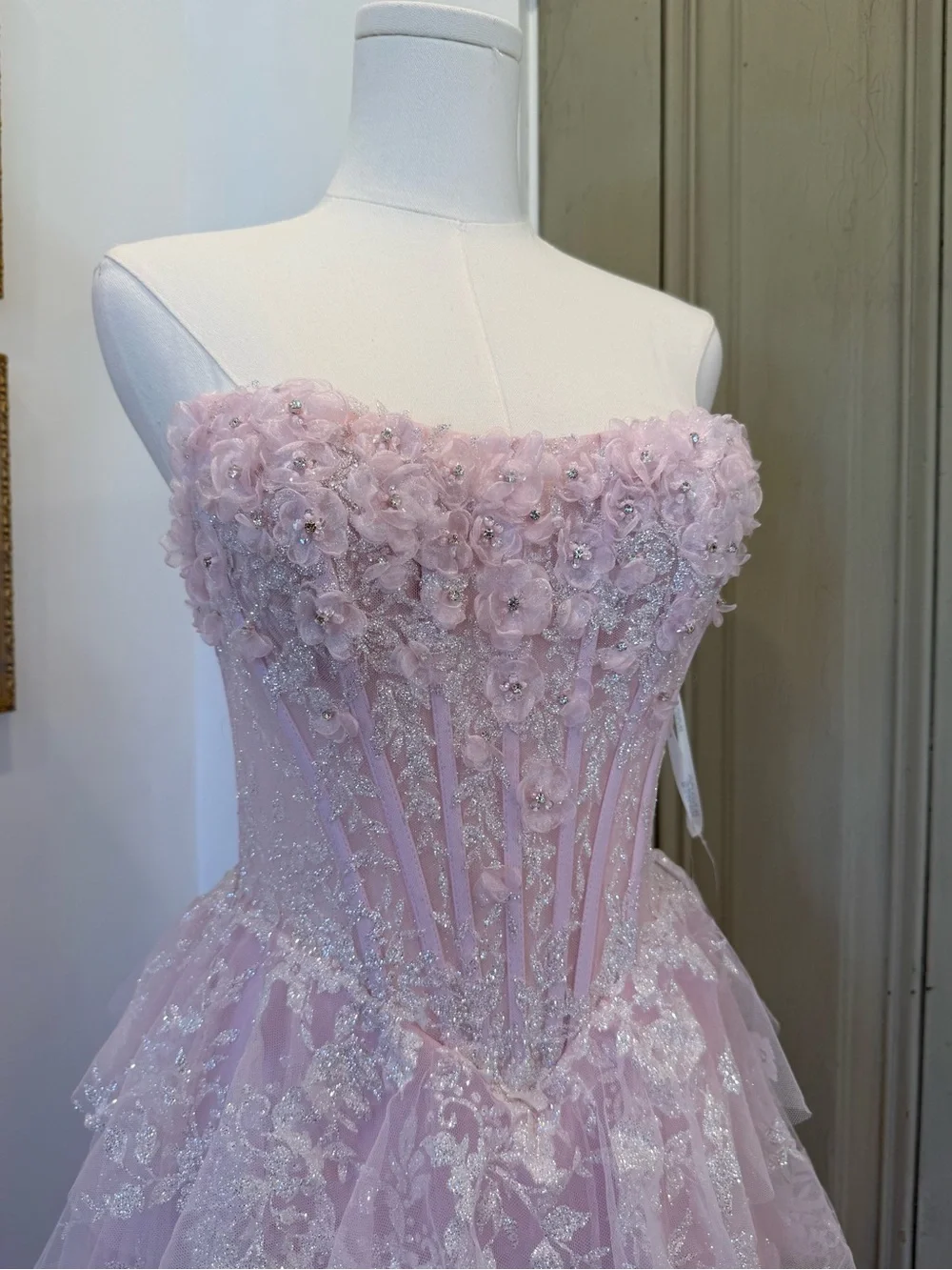 JOVANI NWT ✨ SAMPLE ✨ - Picture 13 of 13